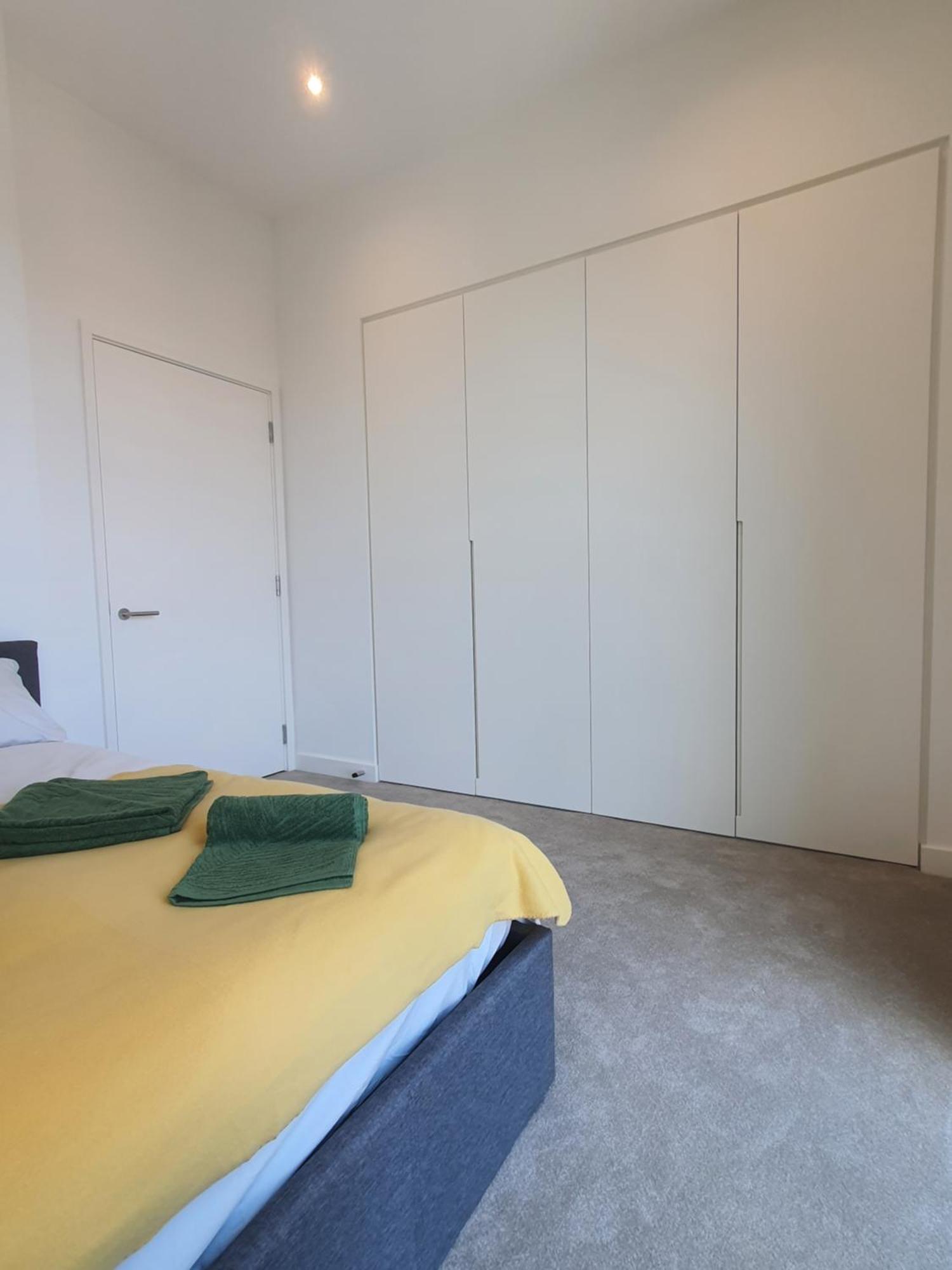 Cozy Room With Private Bathroom In Luxurious Flat Londra Dış mekan fotoğraf